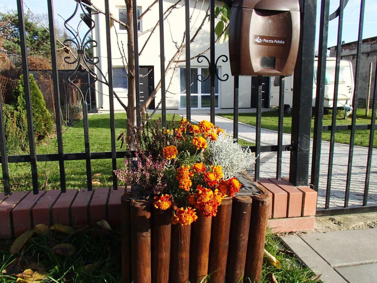 Wislana Willa Warsaw Exterior photo